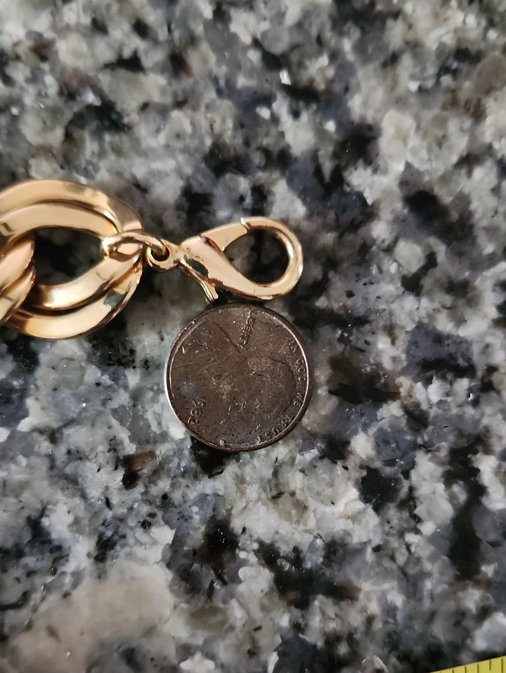 Gold Tone Chunky Link Necklace -18 Inches